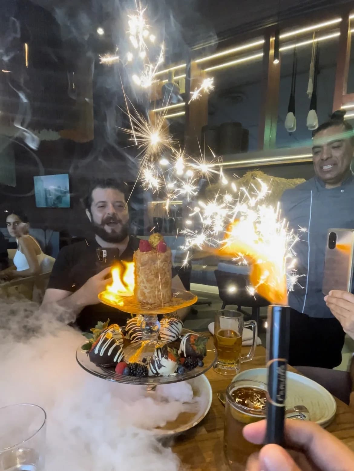 David Zaldivar disfrutando del postre