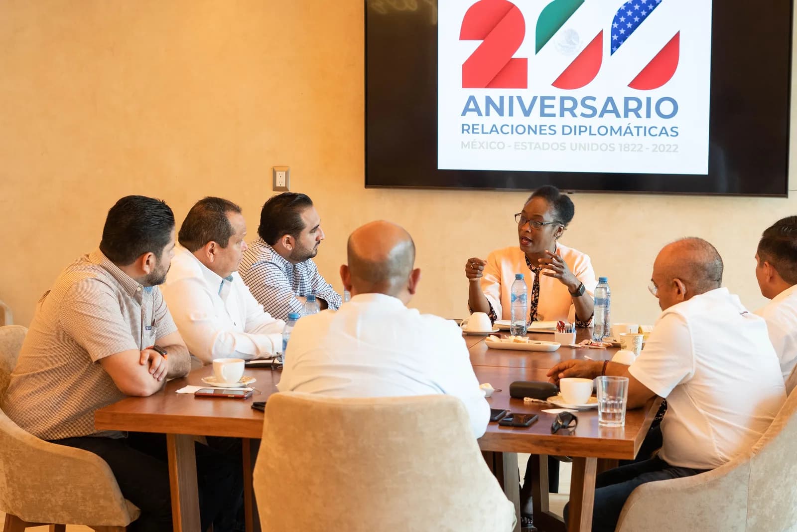 Consejo Empresarial de Valladolid se reúne con la Cónsul General de Estados Unidos en Mérida, foto 2 de 7