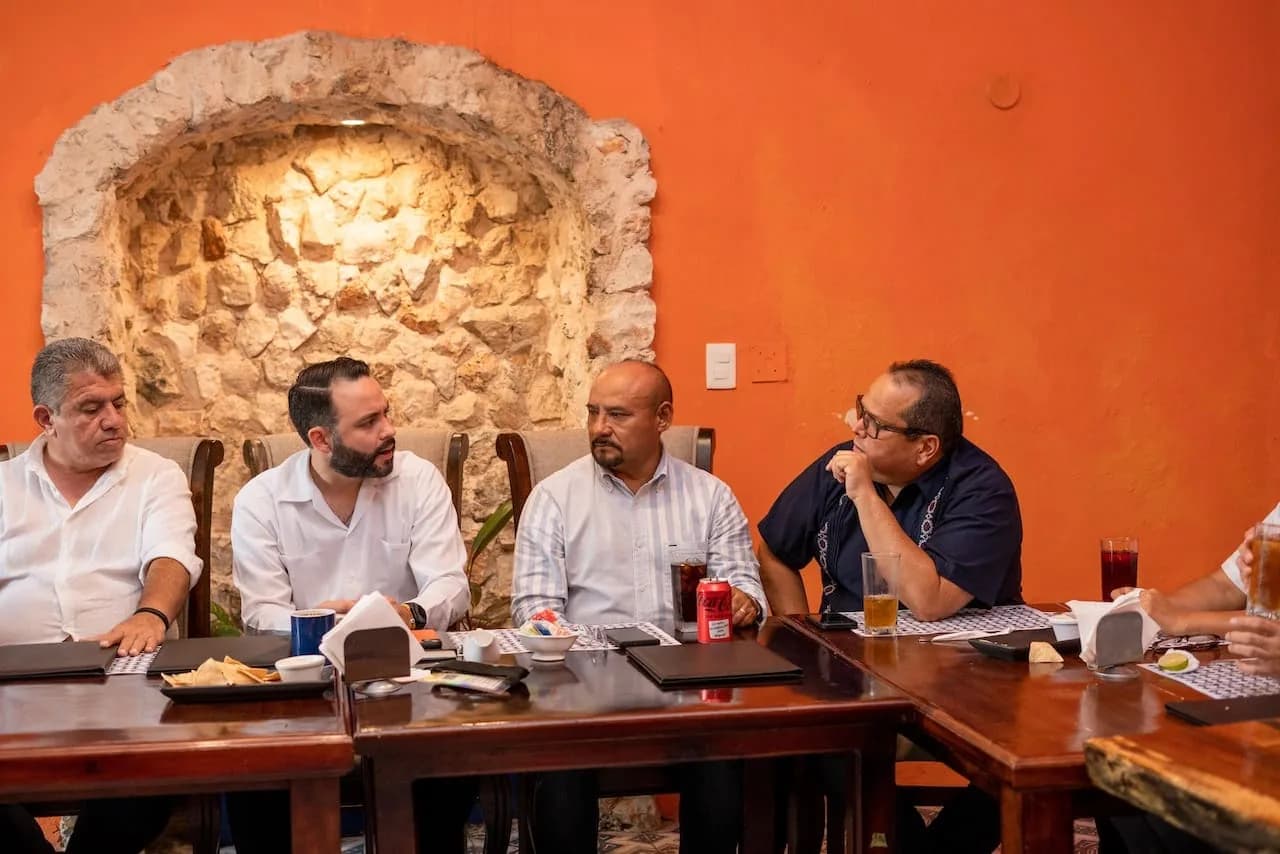 Consejo Empresarial de Valladolid construye acuerdos con PROFECO, foto 6 de 7
