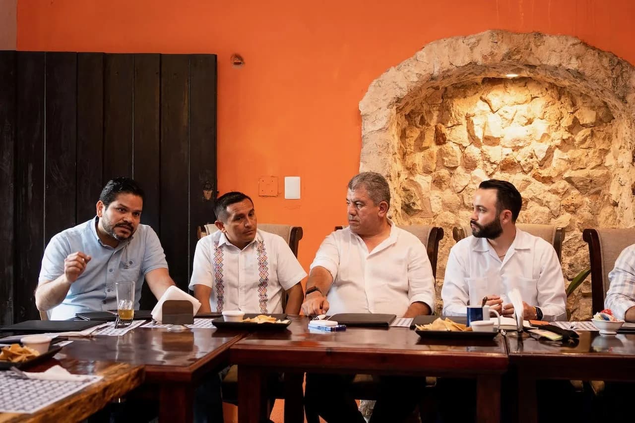 Consejo Empresarial de Valladolid construye acuerdos con PROFECO, foto 4 de 7