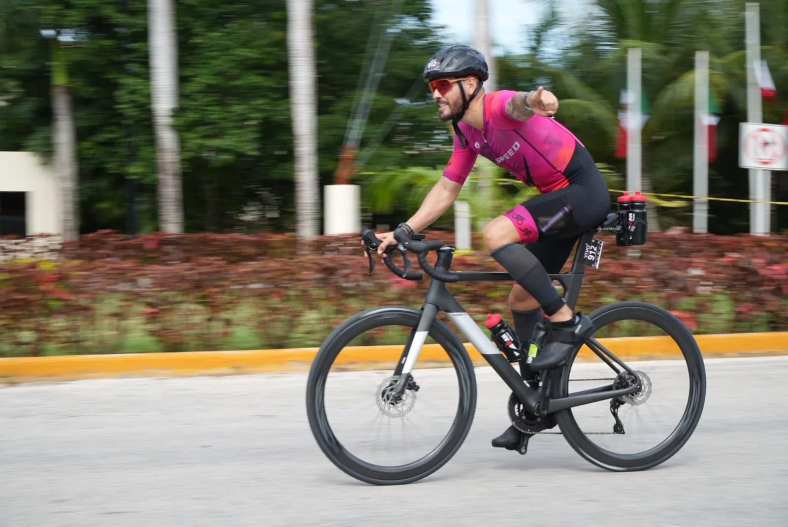 Top Speed presente en el IRONMAN Cozumel 2025, foto 8 de 9