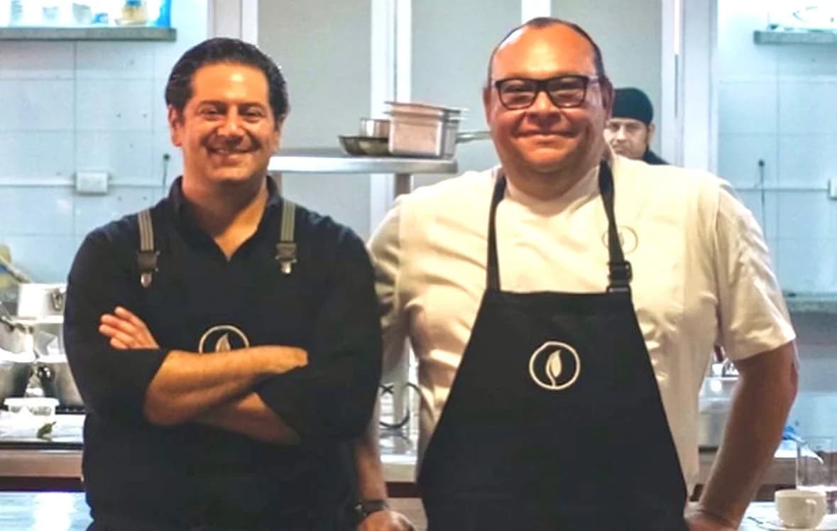 🌎✨ Orgullo Yucateco: Pedro Evia y Eduardo Rukos reciben dos cuchillos en The Best Chef Awards 2025, foto 3 de 5