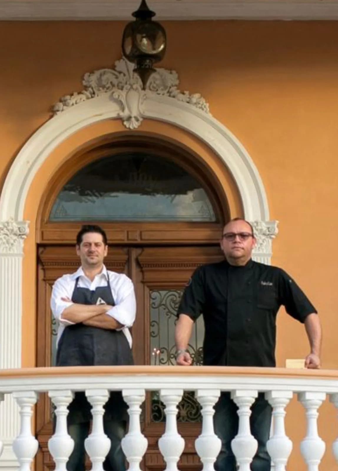 🌎✨ Orgullo Yucateco: Pedro Evia y Eduardo Rukos reciben dos cuchillos en The Best Chef Awards 2025, foto 2 de 5