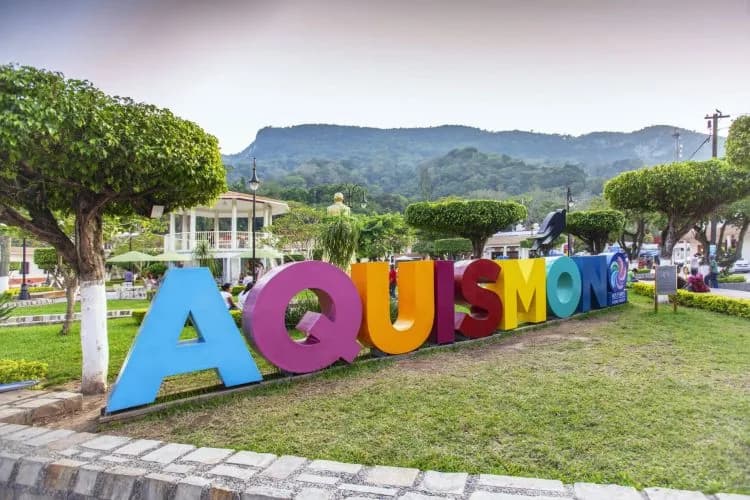 Aquismón, foto 3 de 5