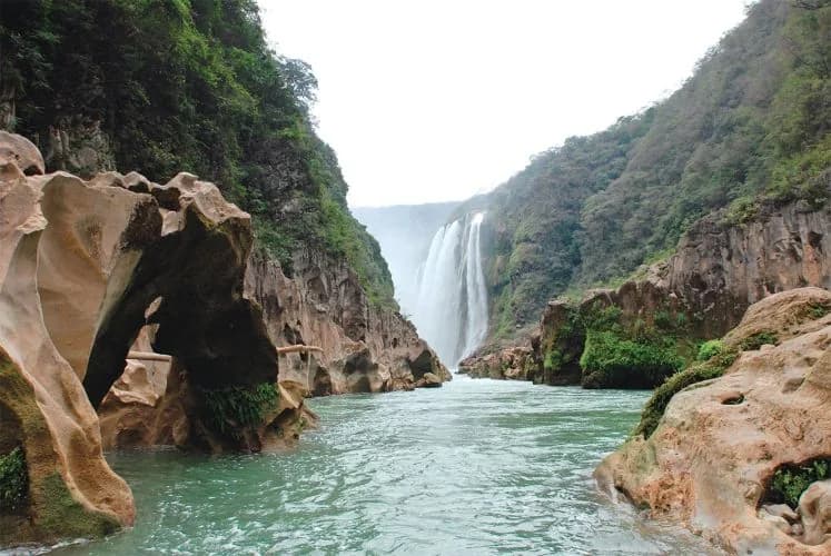 Aquismón, foto 1 de 5
