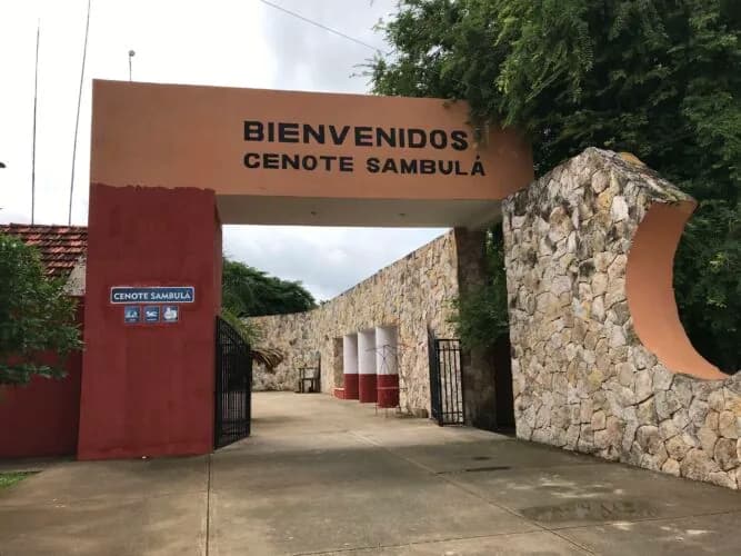 Cenote Sambulá, foto 4 de 5