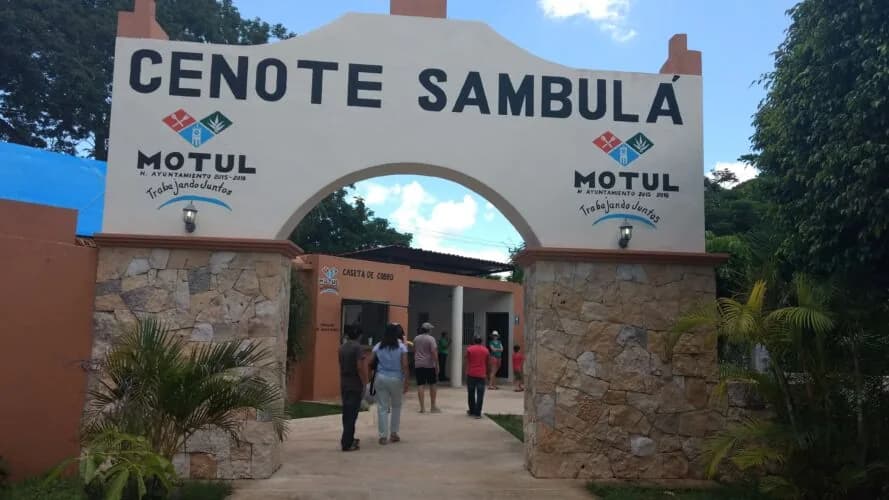 Cenote Sambulá, foto 3 de 5