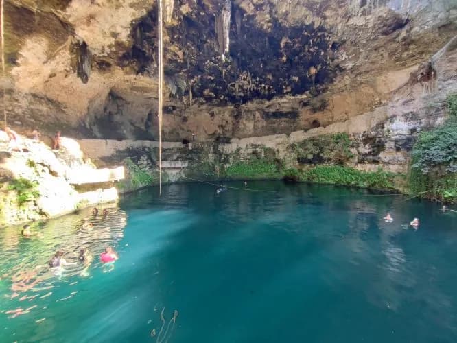 Cenote Zaci, foto 5 de 6