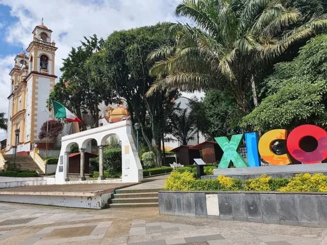 Xico, foto 1 de 8
