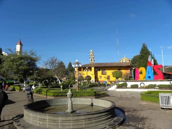 Zacatlán de las Manzanas, foto 1 de 4