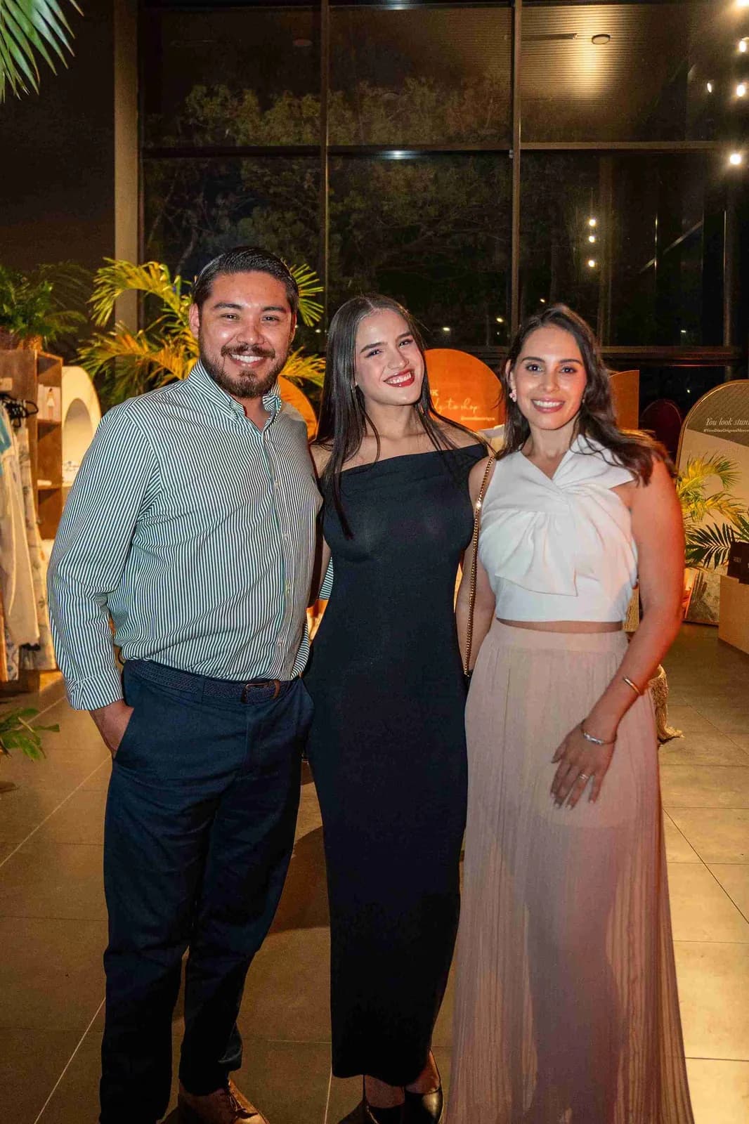 Vero Díaz Origen presenta “Palmar Runway” una noche de moda, estilo y experiencias sensoriales✨, foto 14 de 14