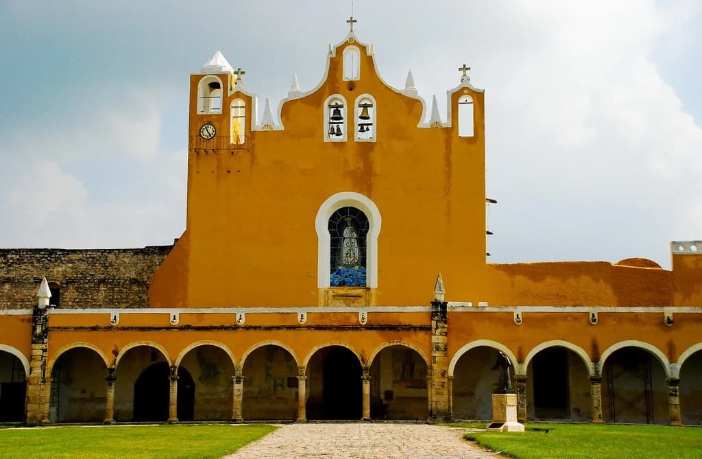 Izamal es Mágico de día, foto 8 de 8