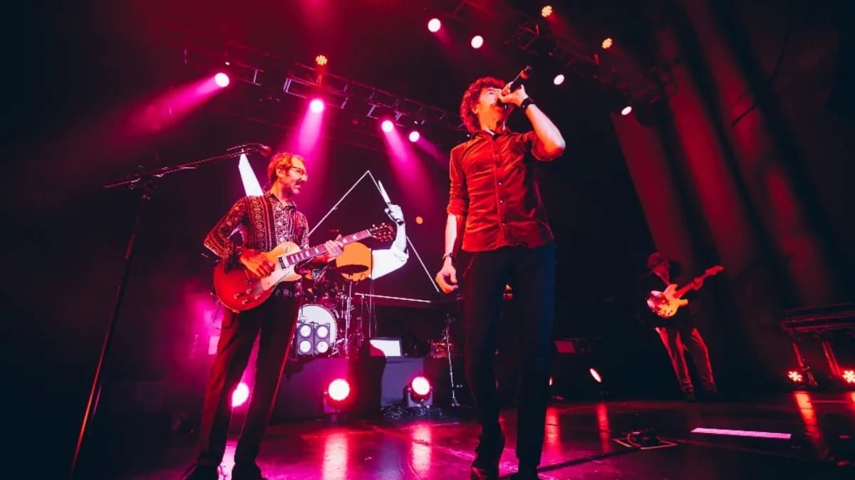 Cuarteto de Nos “Puertas Tour” llega con una noche de rock y emoción, foto 2 de 5