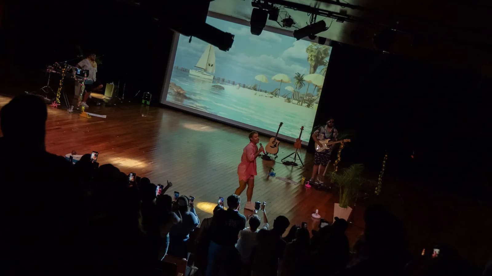 Daaz hizo vibrar el Palacio de la Música, foto 6 de 8