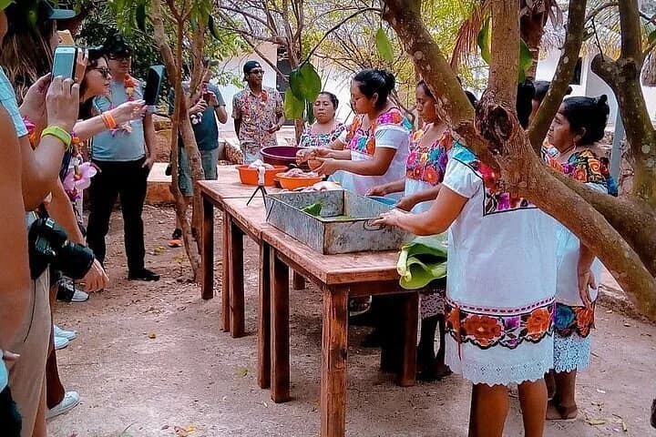 Cenote Lol-Ha, un tesoro escondido en Yaxunah, foto 7 de 9
