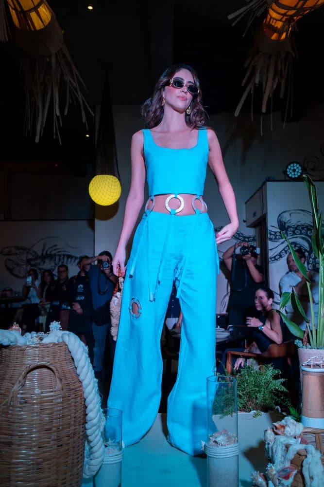 Adiós al bendito verano: una noche de Vero Díaz, cocteles y moda en Mérida, foto 6 de 12