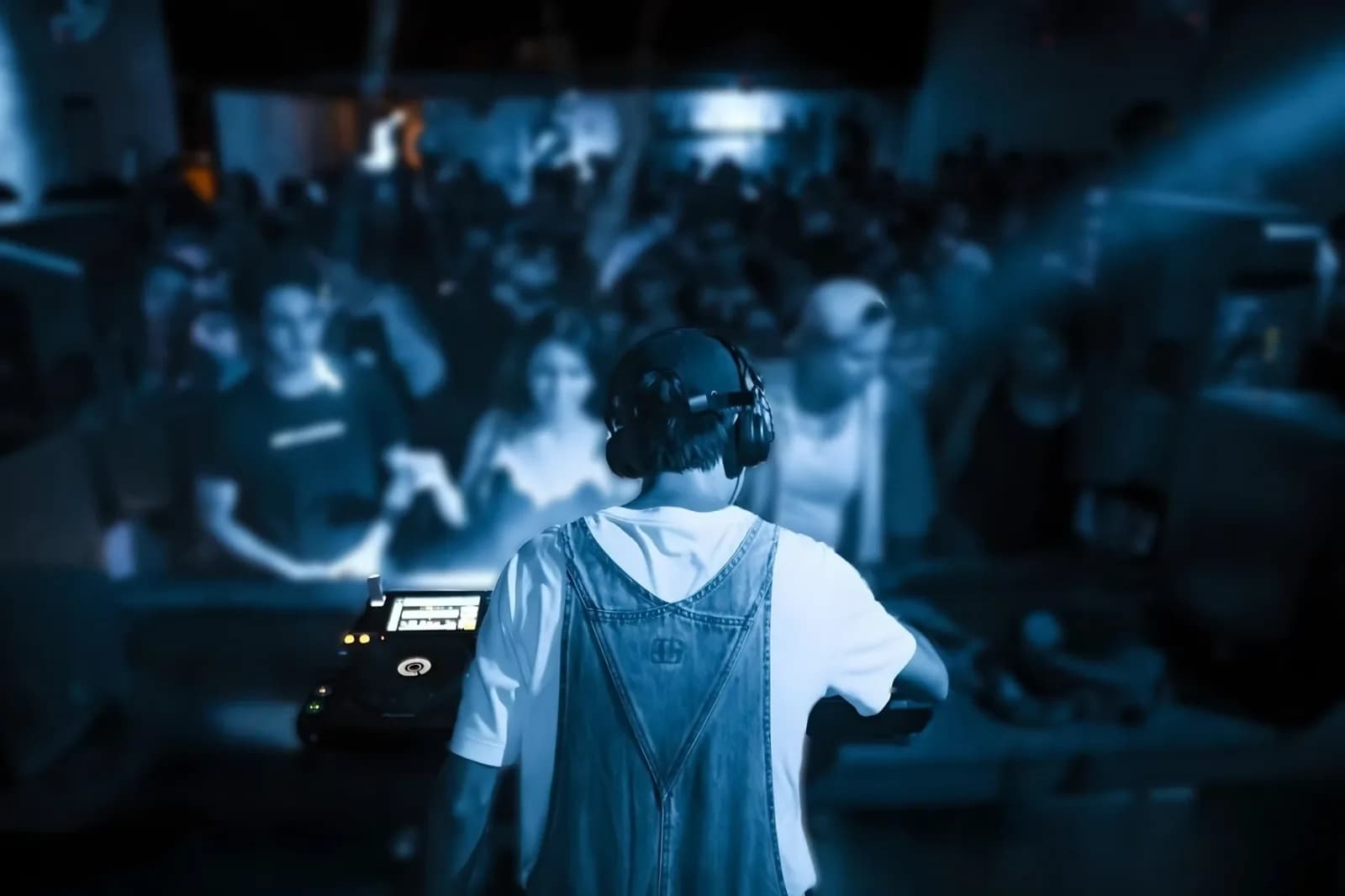 Aniversario XI de Azotea Veintedoce ¡Nos vemos en la pista!, foto 1 de 9